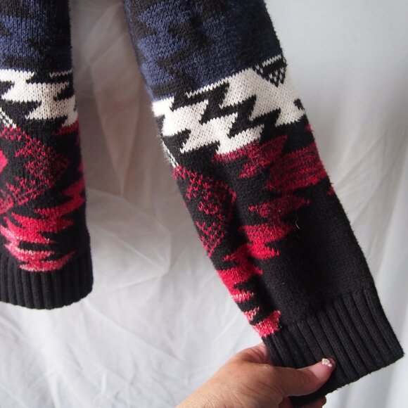 Adam Levine Chunky Knit Cowl Neck Cardigan /Red Blue Aztec Print Size L - Picture 8 of 15
